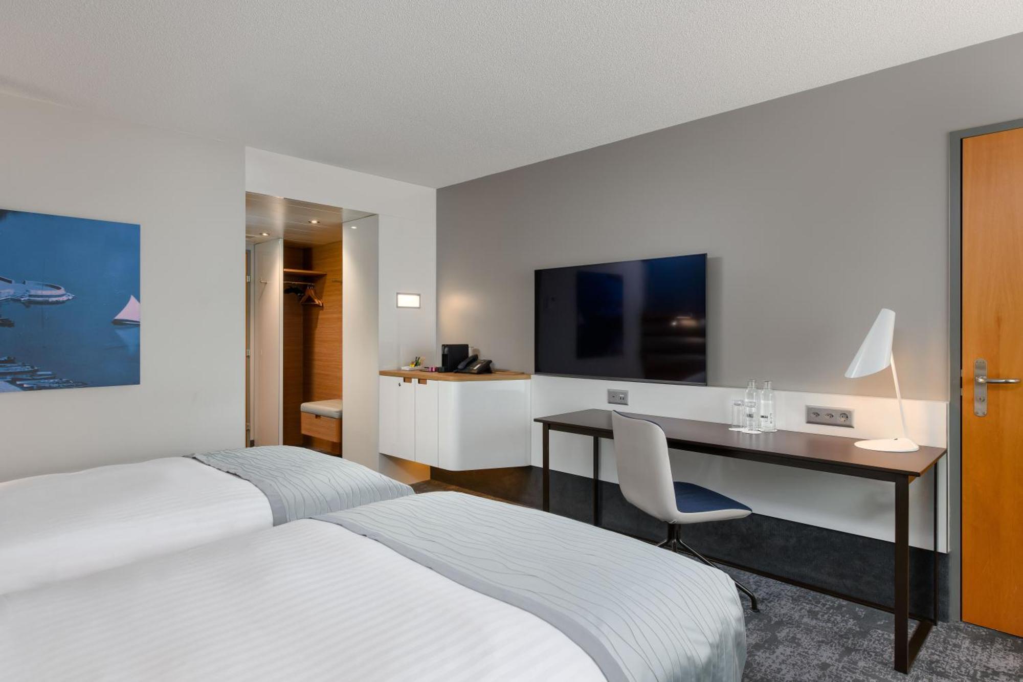 Hotel Mövenpick 4*