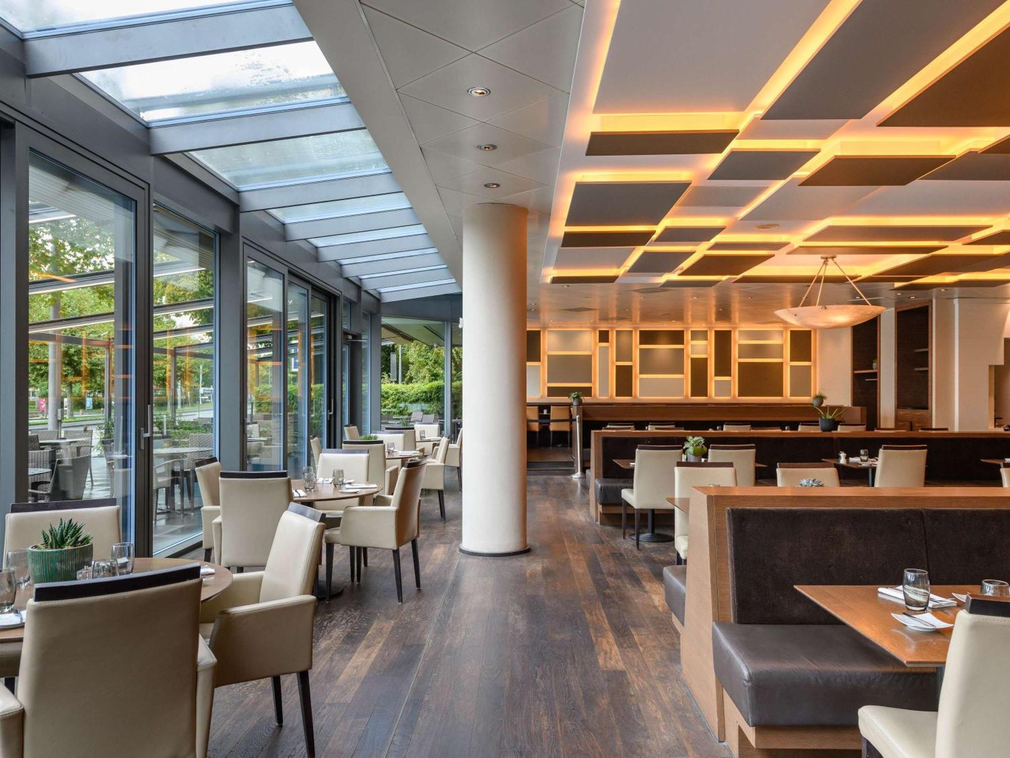 Hotel Mövenpick